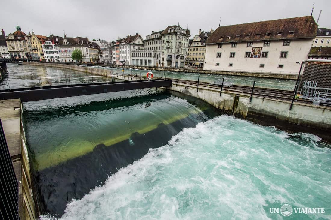 Barragem do rio Reuss em Lucerna