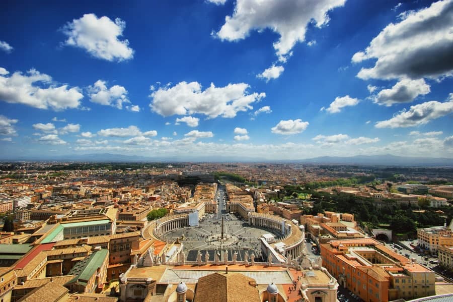 Vista da cúpula da Basílica de São Pedro - Vaticano, Itália
