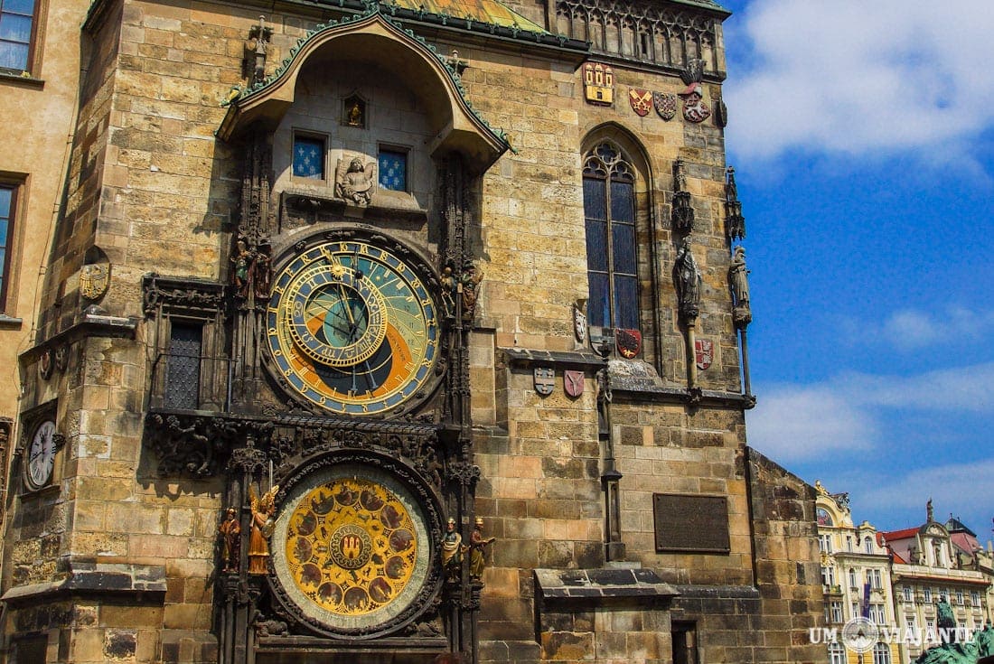 Tour em Praga - Relógio Astronômico