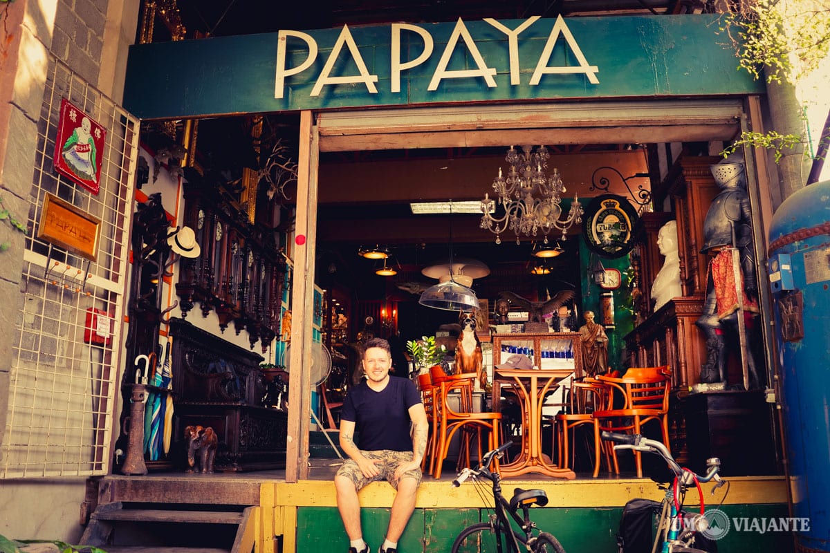 Um Viajante - Papaya Vintage Market Bangkok
