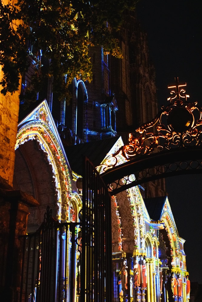 Catedral de Chartres, França