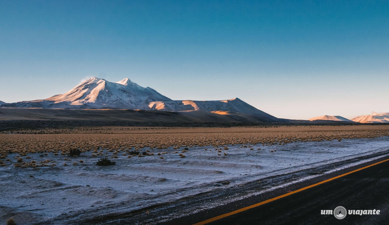Amanhecer no Atacama- Rumo às Lagunas Altiplânicas