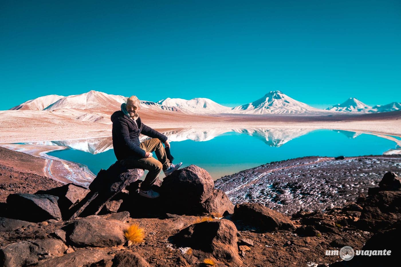 Miragens Andinas: um passeio entre vulcões, lagoas, crateras e um salar escondido no Atacama