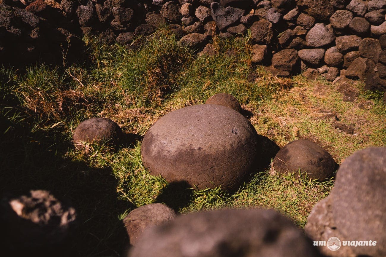Pedra Magnética - Ahu Te Pito Kura - Ilha de Páscoa
