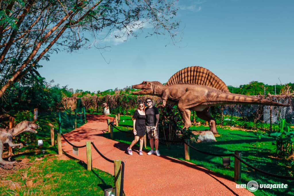 Parque dos Dinossauros Foz do Iguaçu: vale a pena?
