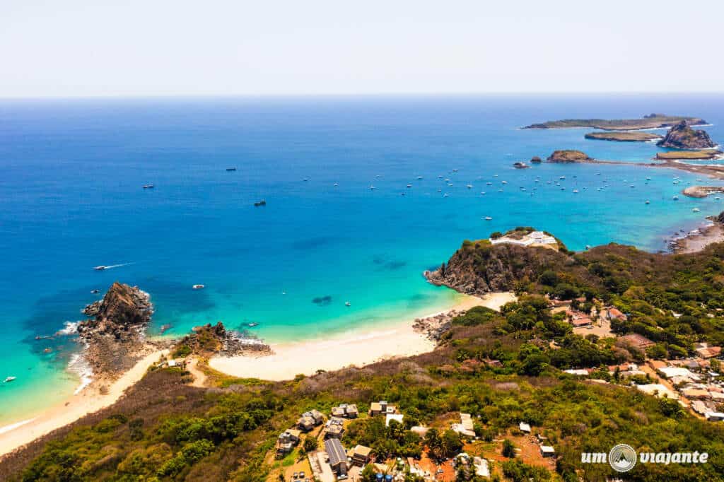 Passeio de Barco em Noronha: passeios imperdíveis